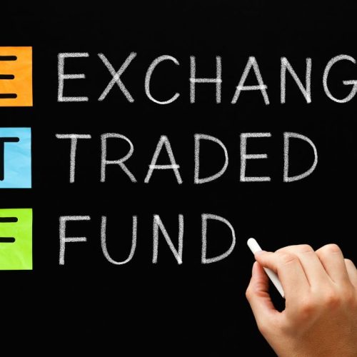 2024 में Passive Income के लिए ETFs का उपयोग कैसे करें